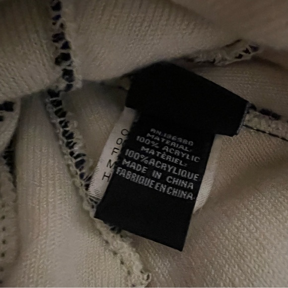 NY Jets NFL cuffed knit hat with pom. Red, white and blue. - Picture 6 of 6